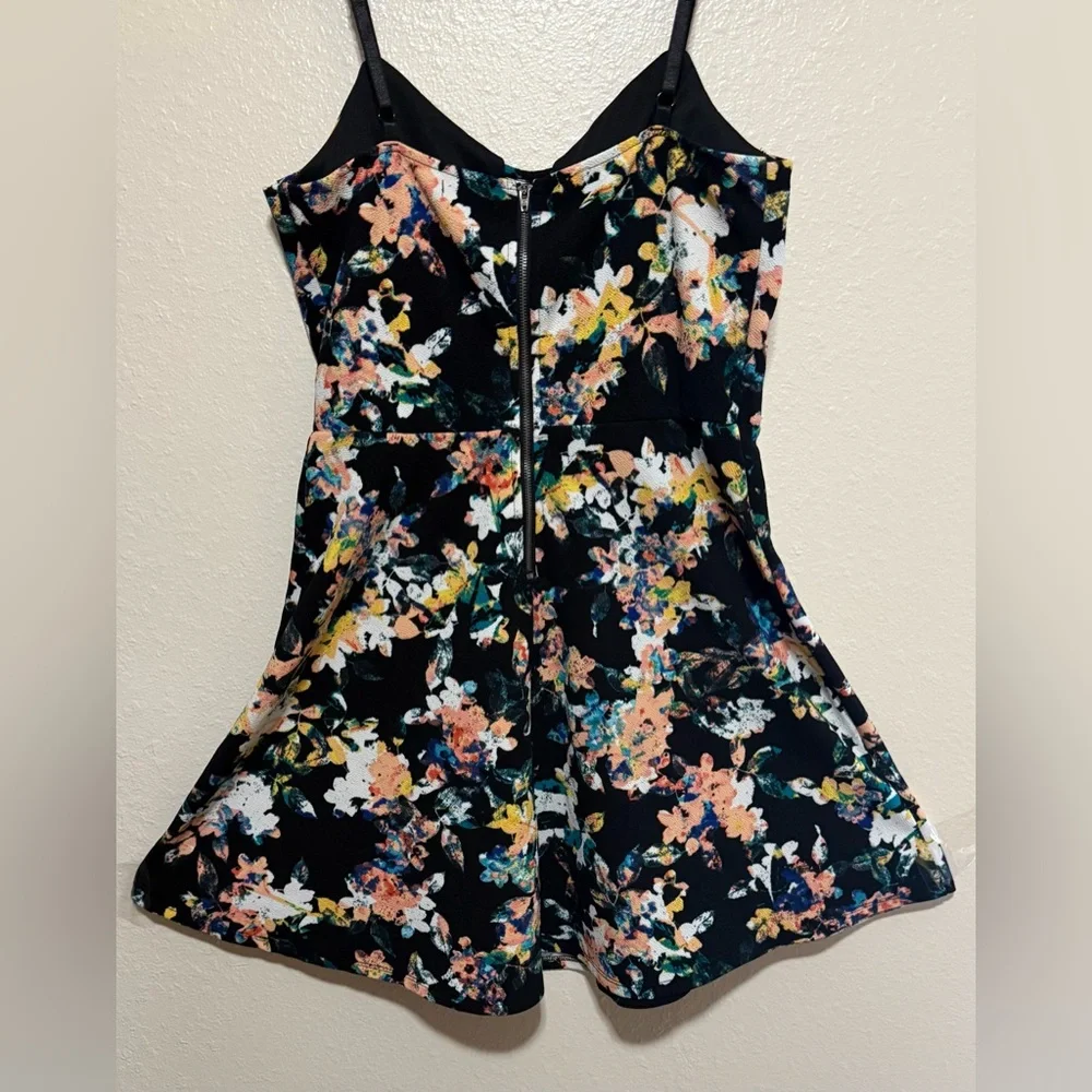Material Girl Floral Mini Dress Large Strappy Fit & Flare Summer Casual Dress